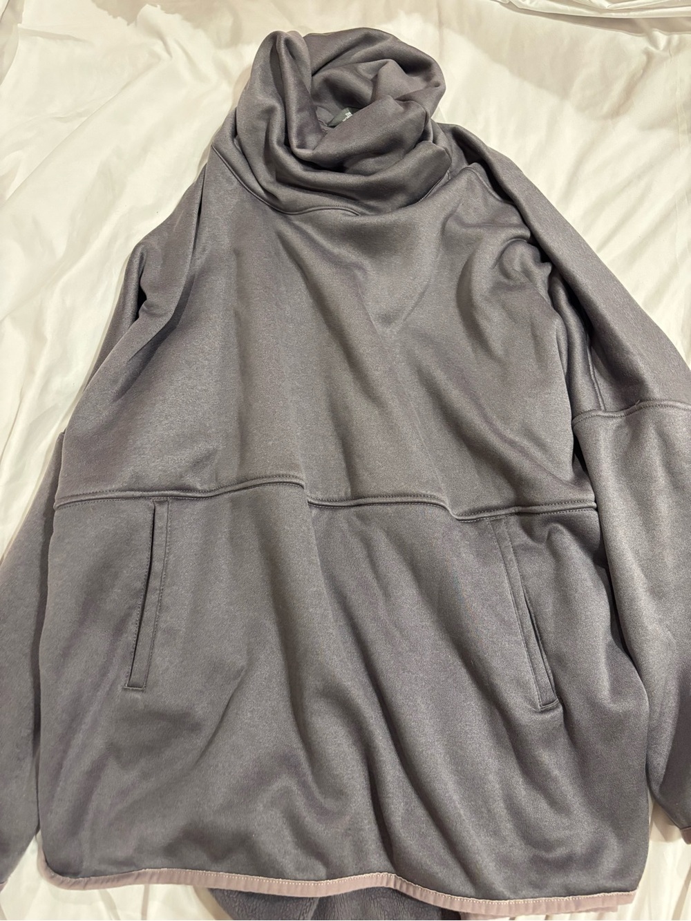 The North Face women’s  grey  Turtleneck Pullover